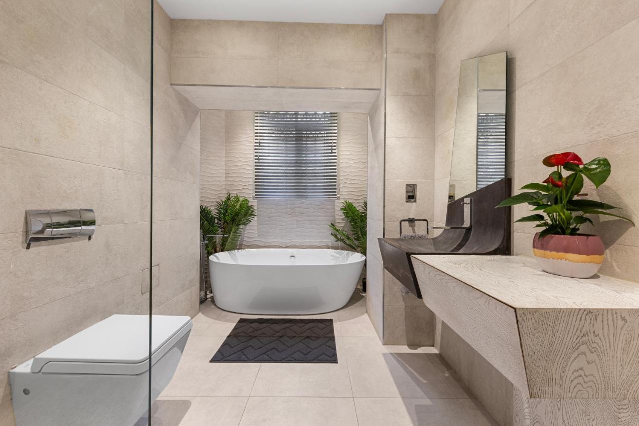 Harrods 2 Bed Lux Flat W/Patio Apartment London Exterior photo